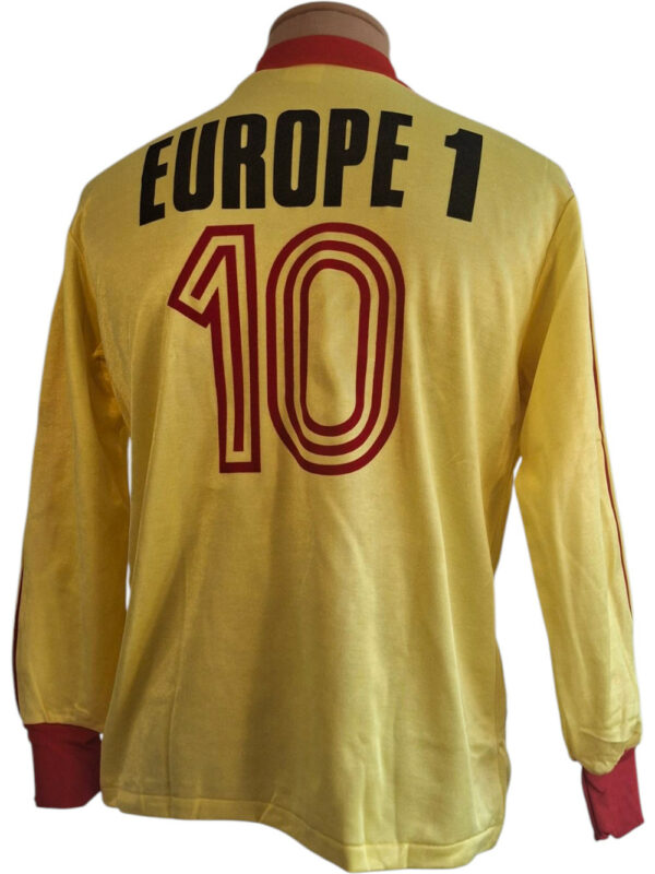 Lens 77/78 – Image 2